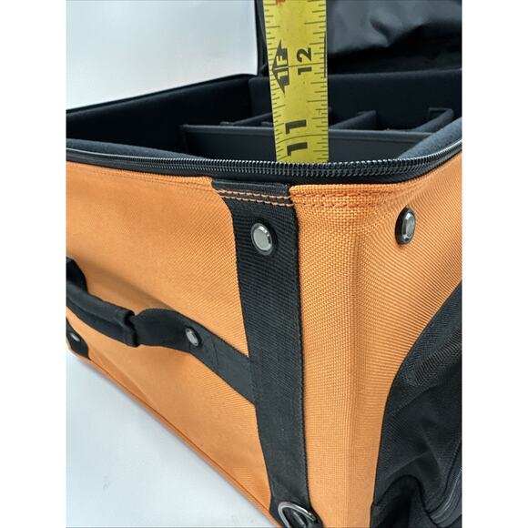 The Head Set Storage And Protection Box/tote Divided Compartments W/strap - Picture 6 of 16